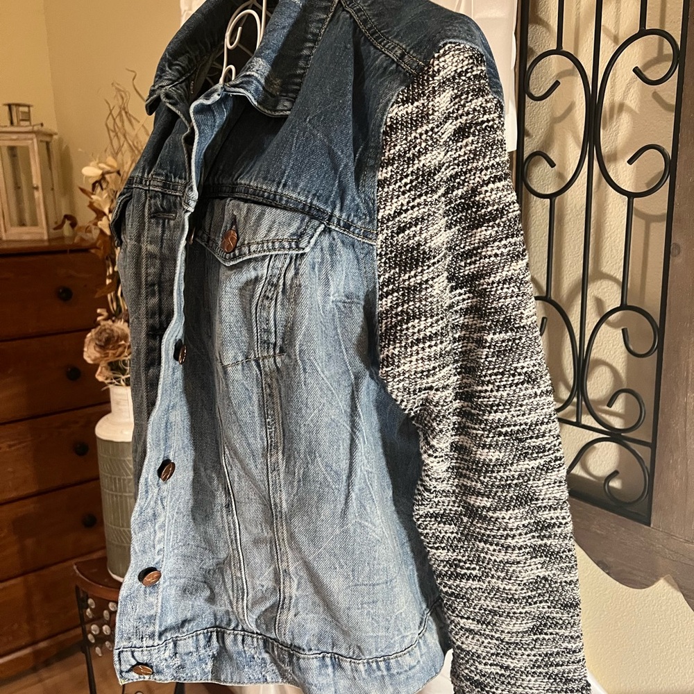Jessica Simpson Blue Denim Jacket with Knit Black and White Sleeves